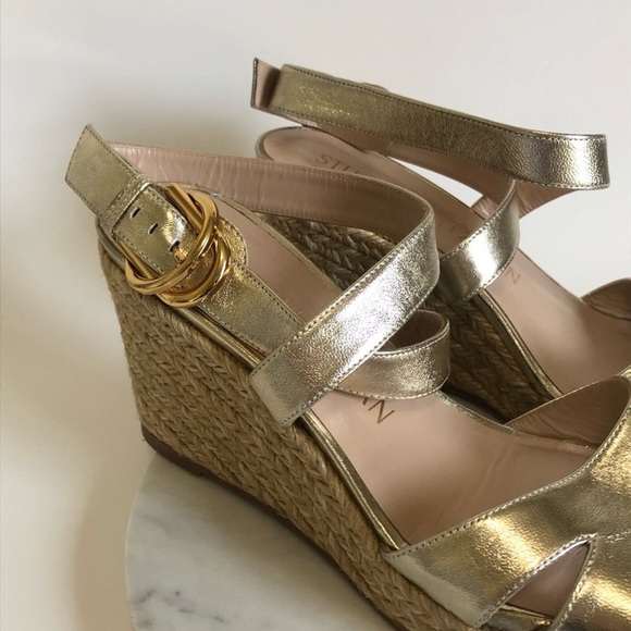 Stuart Weitzman Gold Zuzu Cutout Leather Wedge Sandals - Picture 3 of 16
